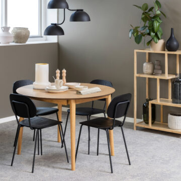 Mount Round Dining Table | Oak Finish