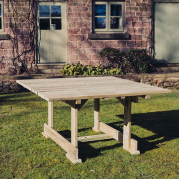 Ergo 8 Seater Square Table 149X149