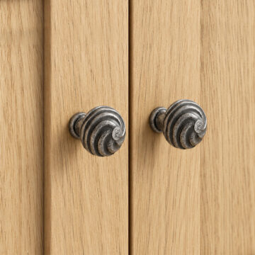 Dover Light Oak Gentlemans Wardrobe