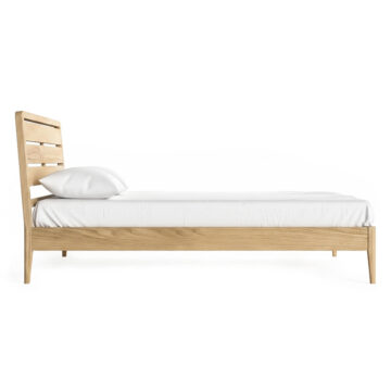Dover Light Oak 4’6 Bed