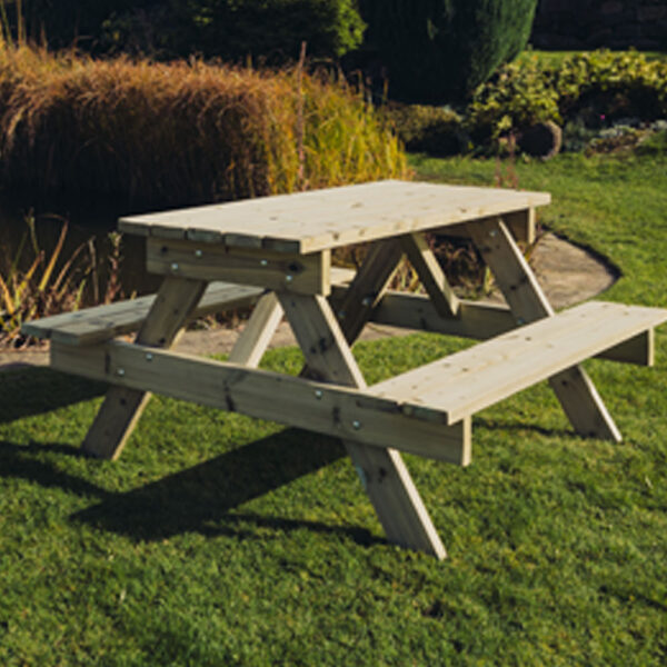 Traditional Picnic Table 1395mm Long | Assembly Required