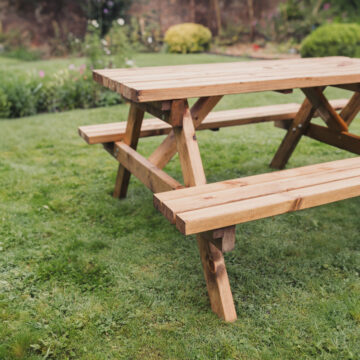 Valley Deluxe Picnic Table 150Cm  Length