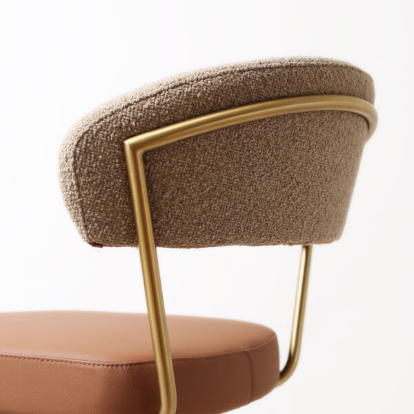 Stratus Premium Bar stool Gold Saddle Brown Fusion