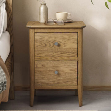 Harrogate Warm Oak Bedside Cabinet | Assembled