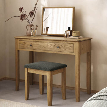 Harrogate Warm Oak Dressing Table Set