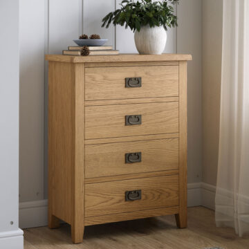 Alderstone Waxed Oak 4 Drawer Chest | Assembled