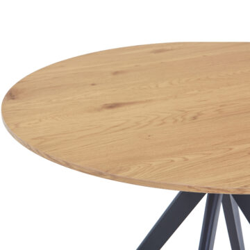 round dining table