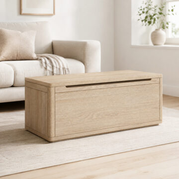 Elwood Oak Blanket Box | Assembled