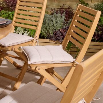 Alfresco Ashdown Folding 8 Seat Round Dining Set with Cushions