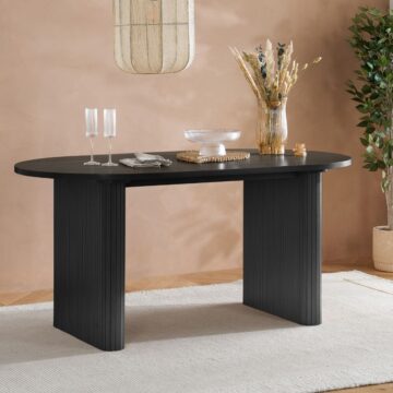Aksel Oval Dining Table Black