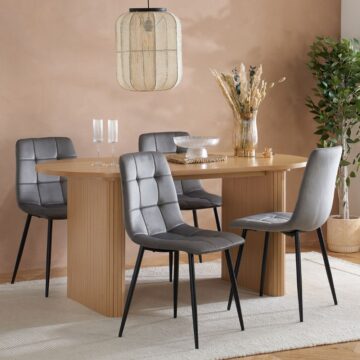 Aksel Oval Dining Table | Oak Finish