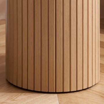 Aksel Fluted Side Table | Oak Finish