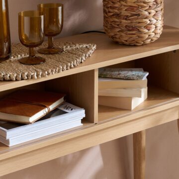 Aksel Console Table | Oak Finish
