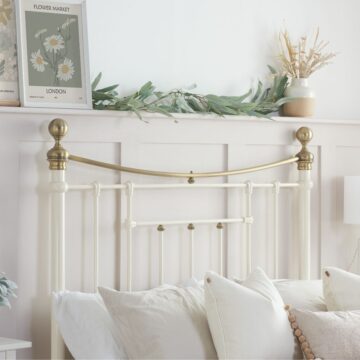 Doagh Cream 5′ King Size Bed