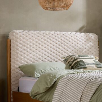 Hatti 4’6 Double Bed
