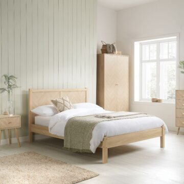 Hadley Double Bed