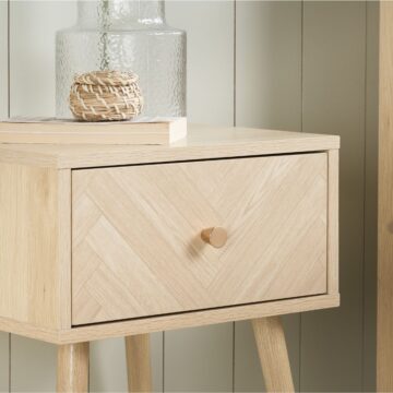 Hadley 1 Drawer Bedside Table | Oak Finish