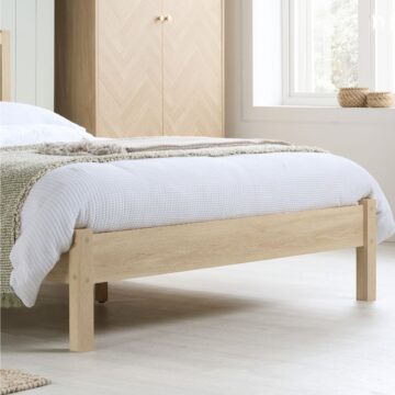 Hadley 4’6 Double Bed | Oak Finish