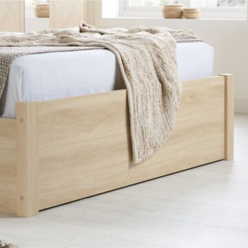 Hadley 6′ King Size Ottoman Bed | Oak Finish