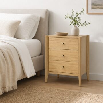 Salem Oak 3 Drawer Bedside | Clearance