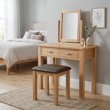 Brancepeth Oak Dressing Table Set | Lacquered Finish
