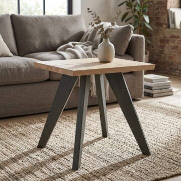 Shrewsbury Oak Lamp Table | Black Legs