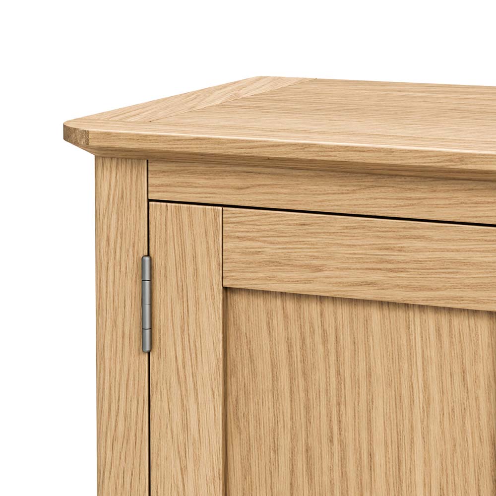 Folkestone Light Oak 2 Door 3 Drawer Sideboard | Assembled