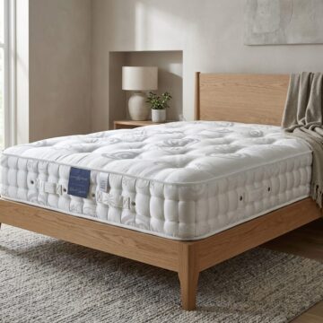 White Fenton & Farleigh 6ft Super King Size Mattress Natural Supreme 1000