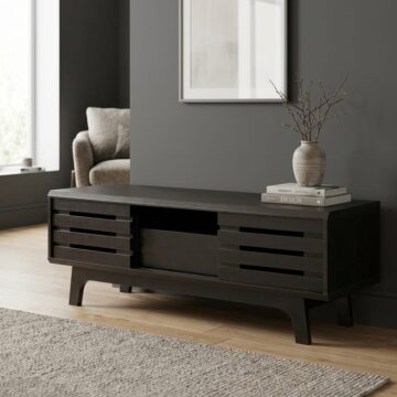 Colbrook Oak TV Cabinet with Sliding Doors | Dark Oak