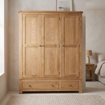 Norfolk Country 3 Door 2 Drawer Wardrobe