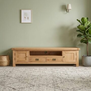Salisbury Rustic Oak 2 Door 2 Drawer Low Line TV Unit 200cm | Wax Finish | Assembled