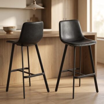 Oregon Pair of Black Bar Chairs