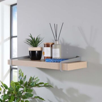 Studio Lounge Chunky Shelf With Slide On Brackets 60cm | Oak Finish